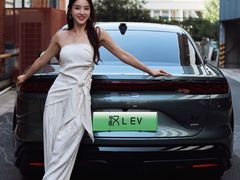 -弘仁宝佳比亚迪4S店(宝山旗舰店)