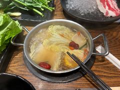 -呷哺呷哺 小火锅 (浦东新欧尚超市店)