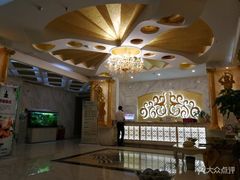 -尚足影院式足疗·住宿·美食(解放碑店)