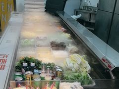 -红渡小香·牛肉麻辣香锅(车站南路店)