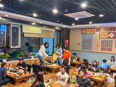 -喇喇排骨火锅·传统韩式脊骨汤(望京西园总店)