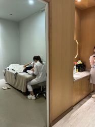 -苑苑vbeauty科技美容SPA