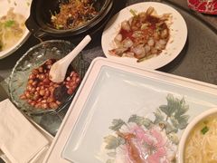 -粤尚腾香居中餐厅(首都机场希尔顿店)