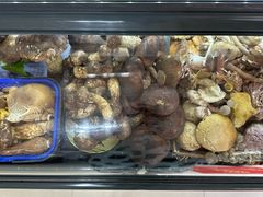 -野菌王•养生汤锅•野生菌火锅(大理漾濞路店)