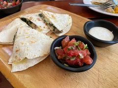 牛排配上芝士饼-Pistolera Mexican Cantina女枪手墨西哥餐厅(碧云路店)