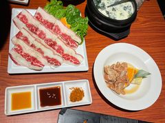 -山之屋炭火烧肉·生啤畅饮(大朗万科中央公园店)