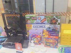 -斯坦星球AI编程·机器人科创·科学实验·信奥·思维·STEM·乐高·竞赛考级(长宁虹桥大融城荟聚中心)