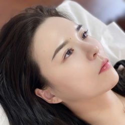 -七月美睫 美甲