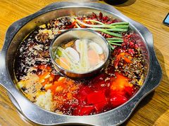 -周幺妹重庆老火锅(银泰城总店)