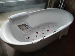 -三亚湾海居铂尔曼度假酒店