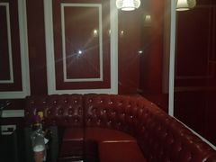 -音皇乐友汇量贩式KTV