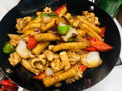 干锅鱿鱼年糕-阿胖龙虾(罍街店)