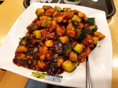 酱爆鸡丁饭-西部马华清真兰州牛肉面·烧烤夜市(关东店)