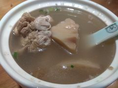 -丹江口渔村·湘味厨房(桃园店)