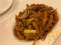 干炒牛河-稻香酒家·34年老字号·港式粤菜(汉街店)