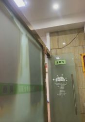 -苗医生专业祛痘·皮肤管理