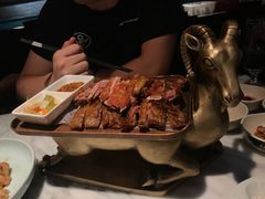 -京味斋·北京烤鸭(华威桥北工大店)