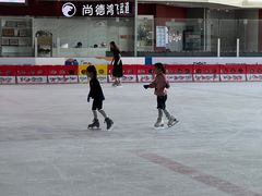 -冠军冰场CHAMPION RINK(凯德广场店)