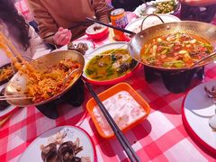 -老闵田螺馆·南昌市井菜·特色小吃(总店)