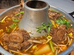 -华府九号海鲜烧烤大排档(龙域店)