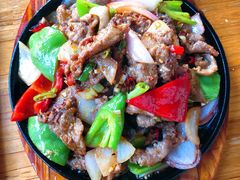 铁板牦牛肉-樱桃创意厨房