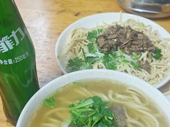 -十二忠手拉面(中华路店)