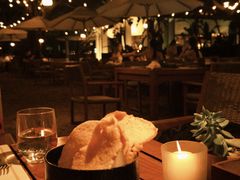 -三亚艾迪逊酒店·海滩烧烤 BARBACOA·现场乐队·浪漫晚餐·烧烤海鲜