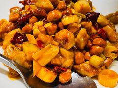 宫保鸡丁-小河盐帮·私家菜·烤鸭(三元桥·霄云路店)