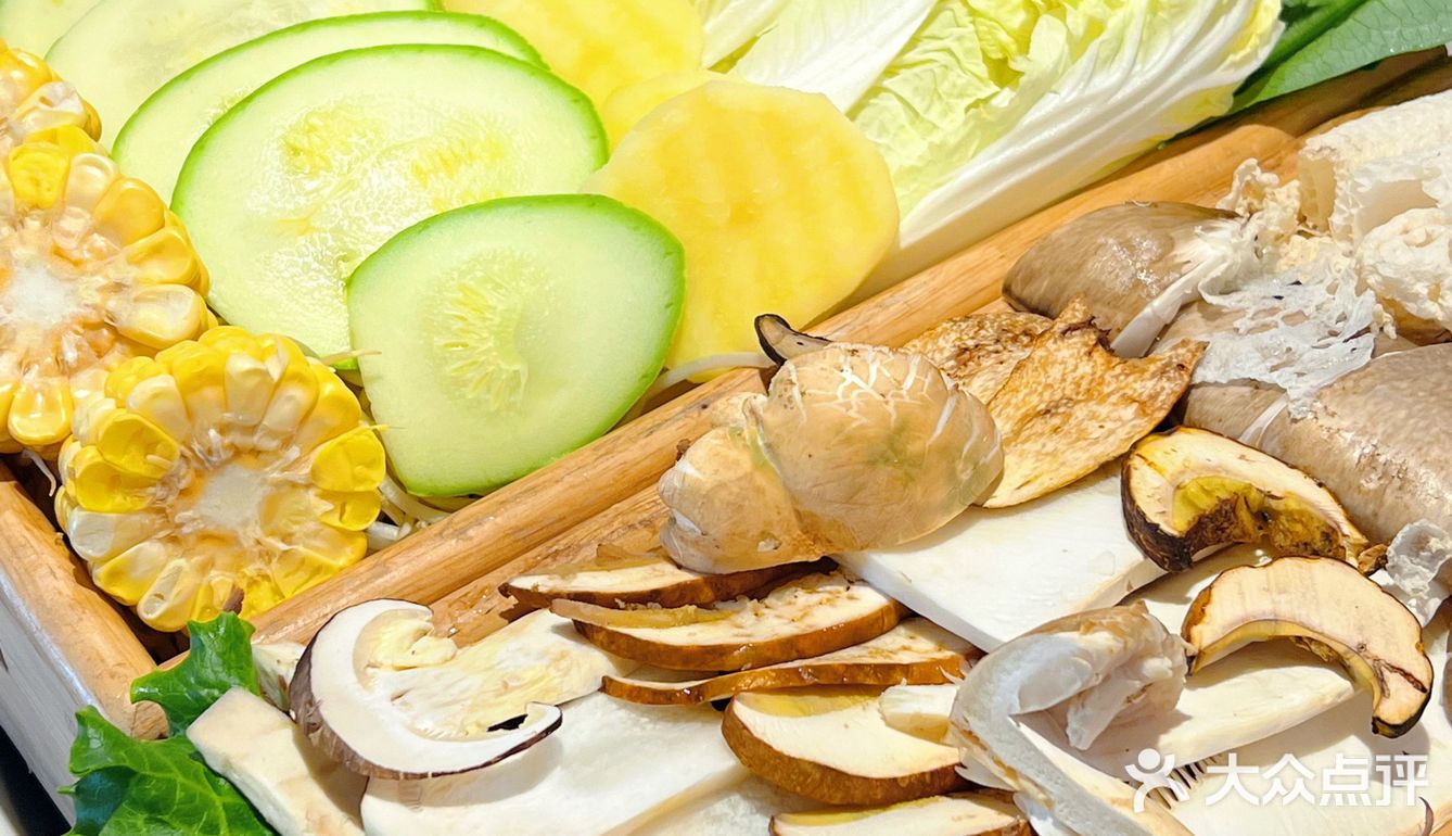 吃野生菌的季节来啦|新鲜野生菌锅太滋补啦