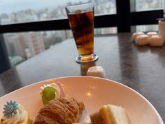 -上海龙之梦万丽酒店