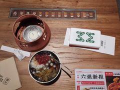 -成都你六姐·牛肉冒菜(信泰中心商场店)