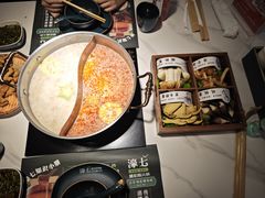 -椰子湾·海南火锅·糟粕醋·椰子鸡(正大广场店)