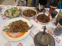 -堂瓦里·33年传统赣菜(第一街区店)