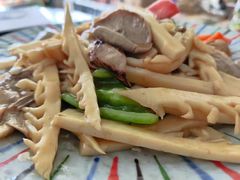 -天天向上素食餐厅(五台山店)