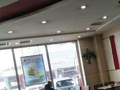 大堂-李先生牛肉面大王(营口大润发店)