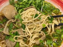 -刘二姐襄阳牛肉面(鸟巢店)