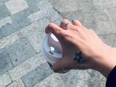 -星巴克(苏州昆山花桥游站店)