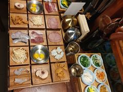 -银米·云南传统过桥米线(双廊黑金冠店)