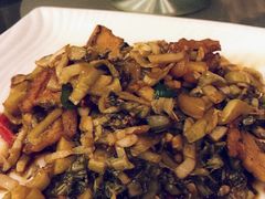 水律菜炒五花肉-美极鲜食坊(宝安南路店)