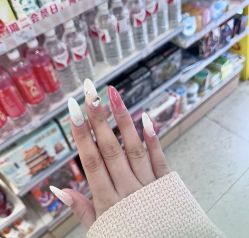-艾珂·美甲美睫