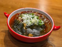 -楚东君•襄阳牛肉面牛杂煲(陆家嘴正大店)