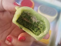 -好利来(高新枫叶广场店)