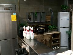 -HIGH FIVE哈福手工汉堡(桂林路店)