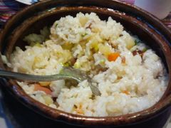 -香巴拉云南餐厅(华莱坞店)