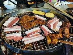 -彝人部落火盆烧烤(原内环足球场店)
