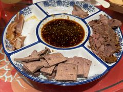 -鱼满舱·鲜活海鲜·正宗鲁菜
