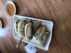 -小姜锅贴(凤凰街店)