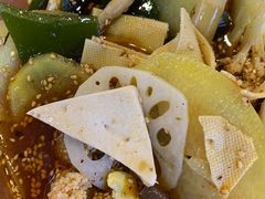 -八一路好吃街(雨田商务大厦店)