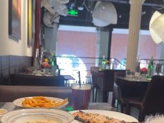 -LESCEDARS Brasserie Bistro香柏树