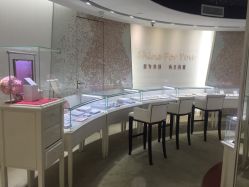 -Zbird钻石小鸟·钻戒婚戒定制高端珠宝私人定制中心